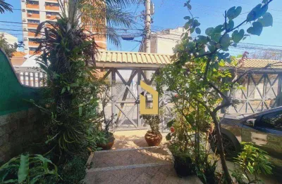 Sobrado à venda em rua fechada | 180m² | 5 dormitórios | 3 suítes | 5 vagas | santana - são paulo