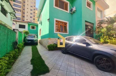 Sobrado à venda em rua fechada | 180m² | 5 dormitórios | 3 suítes | 5 vagas | santana - são paulo