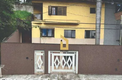 Sobrado à venda | 325m² | 4 suítes | closet | quintal | 6 vagas | jardim guapira - são paulo/sp