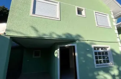 Casa com 3 quartos para alugar na Rua David Geronasso, 731, Boa Vista, Curitiba
