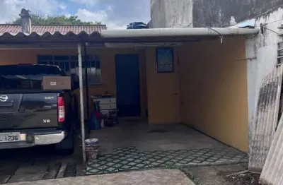 Casa com 1 quarto para alugar na Rua Oliveira Viana, 372, Hauer, Curitiba