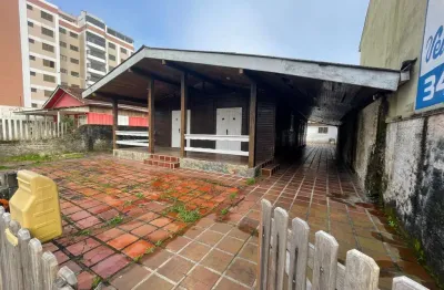 Aluguel por diária para temporada em guaratuba, centro, 6 dormitórios, 1 suíte, 4 banheiros, 3 vagas