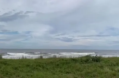 Terreno à venda na Avenida Vinte e Nove de Abril, 15, Coroados, Guaratuba