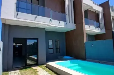 Sobrado para Venda em Guaratuba, Balneário Coroados, 3 dormitórios, 1 suíte, 2 banheiros, 1 vaga