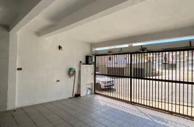 Casa com 3 quartos à venda na Rua Nicola Spinelli, 33222, Nova Petrópolis, São Bernardo do Campo