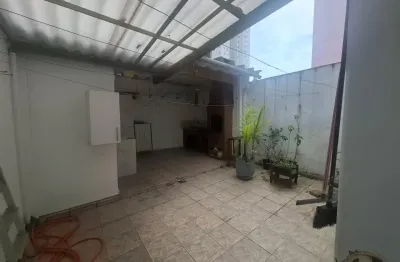 Casa à venda na Rua Irmã Maria Mônica, 144, Nova Petrópolis, São Bernardo do Campo