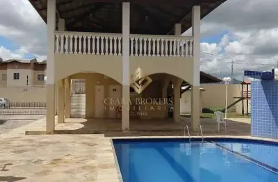 Casa Duplex em Condomínio Fechado - Porteira Fechada - R$ 330 mil