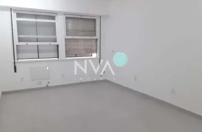 Sala comercial com 1 sala à venda na Rua Mayrink Veiga, Centro, Rio de Janeiro