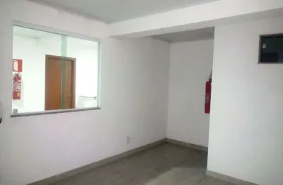 Sala comercial para alugar na santa terezinha, belo horizonte  por r$ 900