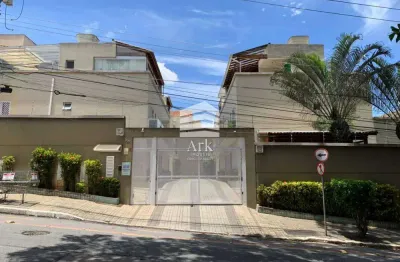 Casa à Venda em condomínio fechado com 3 quartos, 2 banheiros e 2 vagas, Moinho Velho, São Paulo/SP