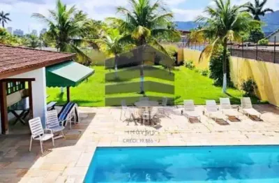 Casa à venda, c 3 suítes, piscina, 5 vagas e lazer, praia da Enseada, Jardim Virgínia, GUARUJÁ - SP