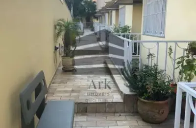 Casa com 3 quartos à venda na Rua Traituba, Saúde, São Paulo