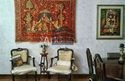 Lindo sobrado em rua tranquila e arborizada: 3 dorms., 1 ste., 3 vgs