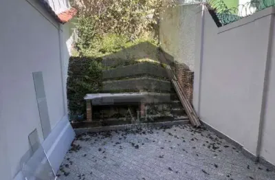 Casasobrado 100% reformado, nunca habitado após a reforma.