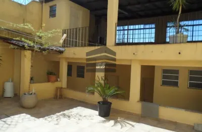 Casa à venda, cambuci, Casa no Cambuci, 233m², sala ampla para 2 ambientes.