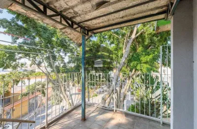 Casa 3 dormitórios Vila Monumento - para reforma a localização compensa