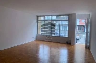 Casa com 3 quartos para alugar na Rua Ytaipu, Mirandópolis, São Paulo