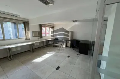 Sala comercial para locação com 103 m2 de área útil proximo ao metrô Paraiso e Parque do Ibirapuera