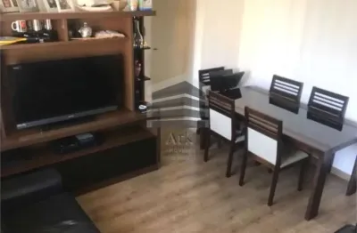 Apartamento a venda com 2 quartos e com armário embutido, 1 vaga de garagem e 60 m² Vila Mariana