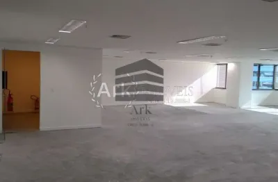 Sala comercial para alugar na Avenida Engenheiro Luiz Carlos Berrini, Brooklin, São Paulo