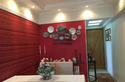 Apartamento Saúde, próximo ao metrô, 60m² com 2 quartos, 2 banheiros, 1 vaga, lazer: piscina, salão.