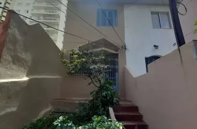 Sobrado a Venda, na Chacara Inglesa, 2 dormitorios, 1 wc, sem vaga