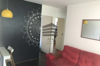 Apartamento á Venda 44m com 2 quartos, sala, cozinha funcional e banheiro social.