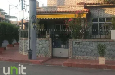 Casa com 2 dormitórios à venda por r$ 630.000,00 - barreto - niterói/rj