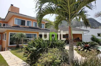 Casa com 5 dormitórios à venda, 450 m² por r$ 5.500.000,00 - itacoatiara - niterói/rj