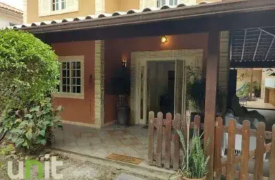 Casa com 5 dormitórios à venda, 300 m² por R$ 1.350.000,00 - Itaipu - Niterói/RJ