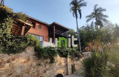 Casa com 3 dormitórios à venda, 370 m² por R$ 1.200.000,00 - Pendotiba - Niterói/RJ