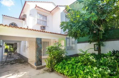 Casa com 3 dormitórios à venda por r$ 590.000,00 - fonseca - niterói/rj