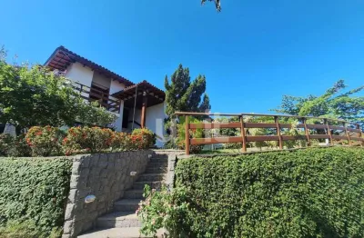 Casa com 5 dormitórios à venda, 480 m² por r$ 2.500.000,00 - piratininga - niterói/rj