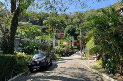 Terreno à venda, 830 m² por R$ 700.000,00 - Itaipu - Niterói/RJ