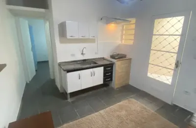 Kitnet / Stúdio para alugar na Avenida Presidente Castelo Branco, 138, Balneário Forest, Caraguatatuba