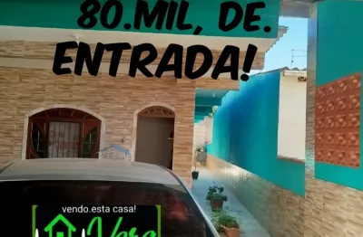 Região dos lagos  80 mil de entrada! vendo! está linda, casa! no valor de, 180.mil , parcelas, aconbinar!, com  o proprietário,  direito em nosso escritório!! ou avista! no valor de!   170.mil,  casa