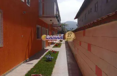 Sobrado em condomínio fechado  á 700 metros do mar em mongaguá.