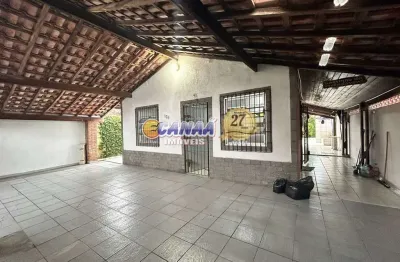 Casa com 2 quartos à venda no Balneário Regina Maria, Mongaguá 