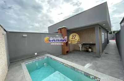 Belíssima casa nova em itanhaém, lado praia – com piscina!!!