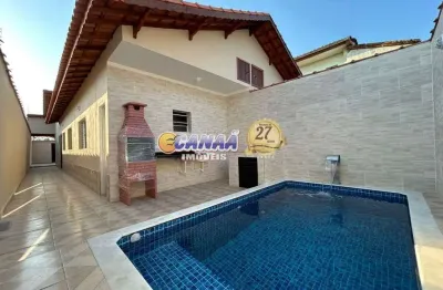 Casa à venda em mongaguá/sp – lado praia! nova e com piscina!