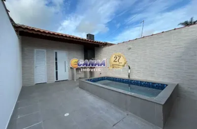 Casa nova á venda com piscina  bairro agenor de campos em mongaguá litoral de sp!!!