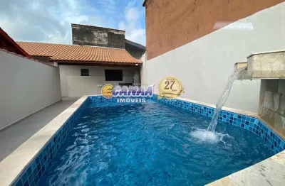 Casa maravilhosa com piscina a venda na cidade de mongaguá/sp