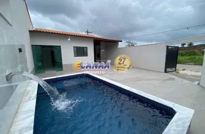 Casa na praia de itanhaém 3 dorm. piscina e  àrea  gourmet