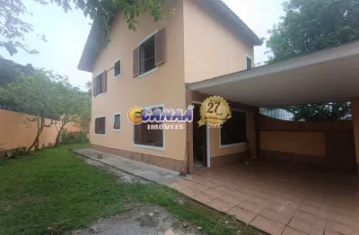 Lindo sobrado em lote inteiro com 2 dormitórios e, 3 banheiros e 6 vagas de garage.