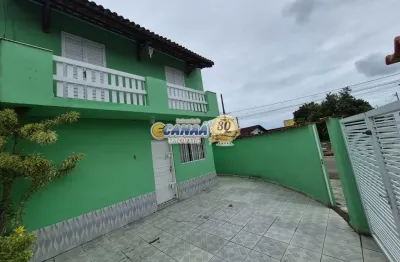 Sobrado 2 dormitórios e 2 vagas de garagem. Praia de Mongaguá. Oportunidade