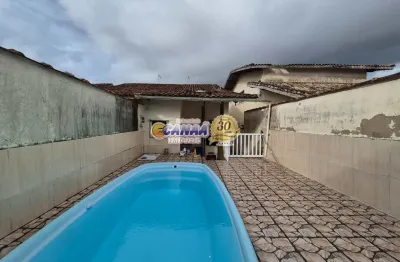 Casa a venda com piscina em Mongaguá Litoral Sul de São Paulo!!!