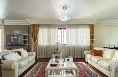 Apartamento de 228 m², 2 suítes, 3 vagas no miolo do jardim anália franco.