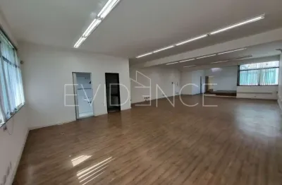 Prédio com 4 salas para alugar na Rua Antônio de Barros, 2080, Vila Carrão, São Paulo
