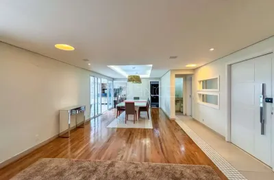 Apartamento mobiliado à venda no tatuapé com varanda gourmet e 178 m² de área útil