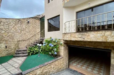 Casa com 3 quartos à venda na Rua Eponina, 319, Vila Carrão, São Paulo